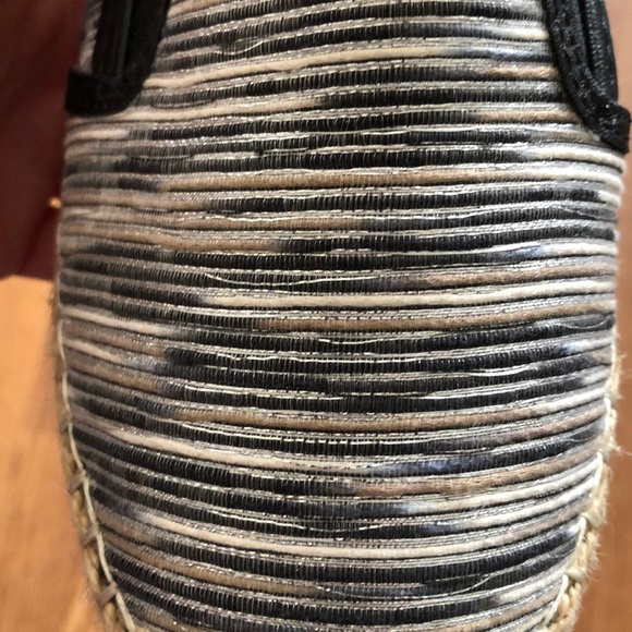 Canvas slip on shoe - Picture 4 of 4